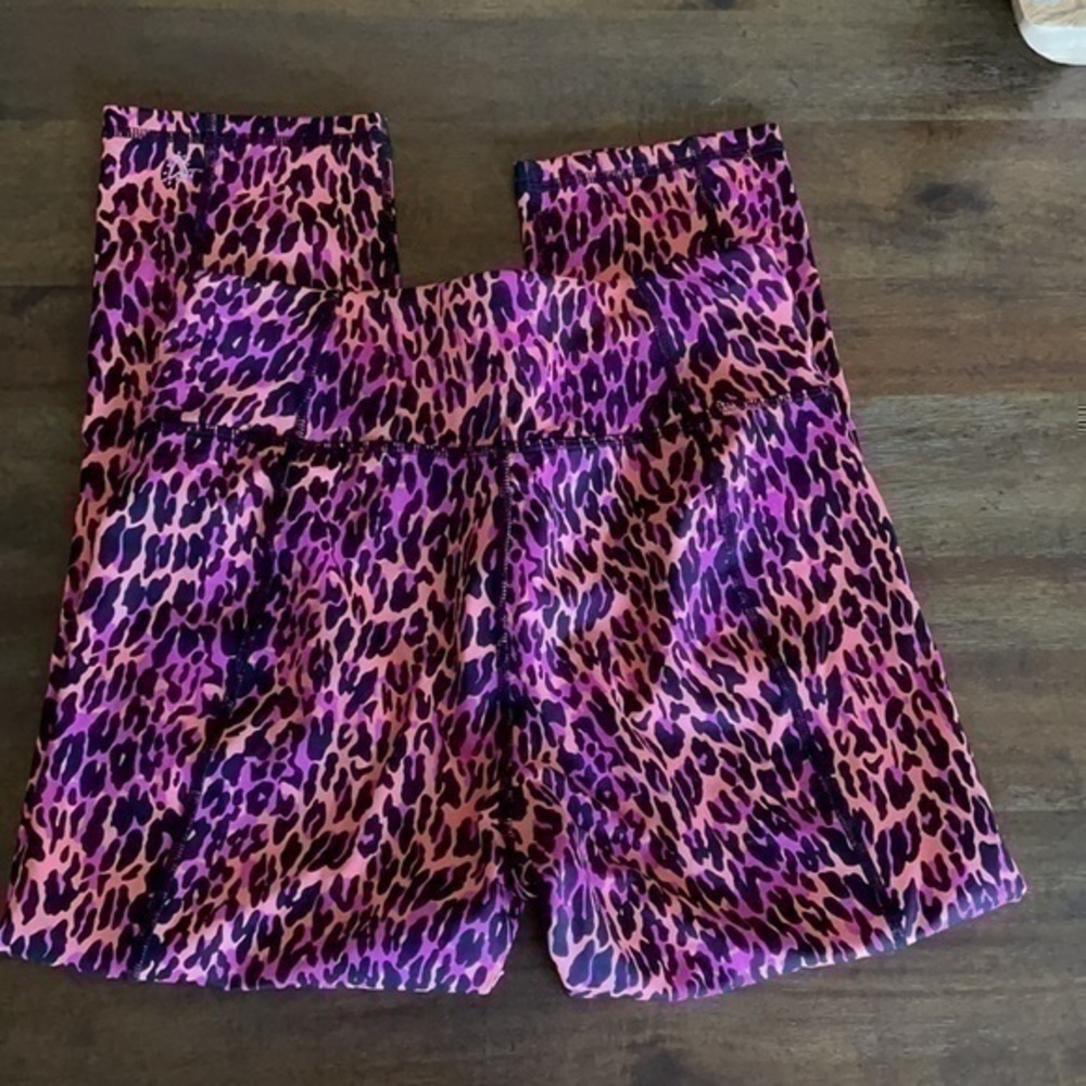 Betsey Johnson performance Crops xs - Picture 6 of 7